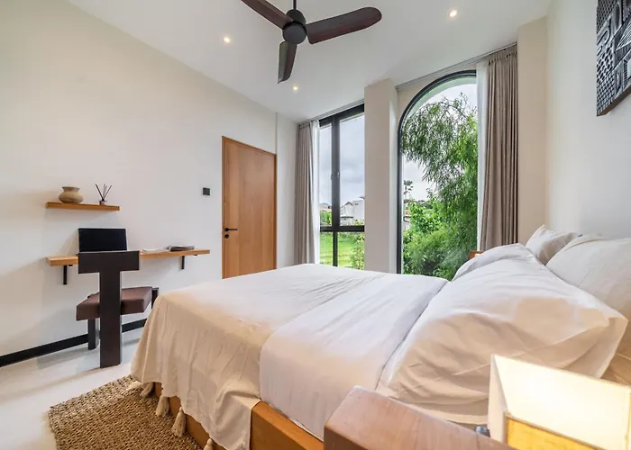 Lily - Rice Field Views Escape With Private Pool Canggu (Bali)