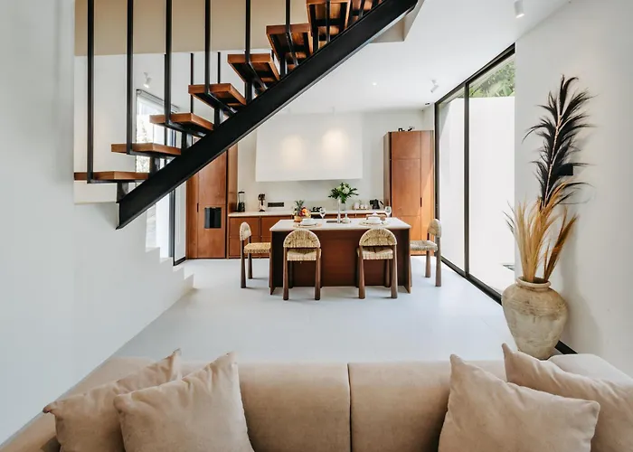 Lily - Rice Field Views Escape With Private Pool Villa Canggu (Bali)